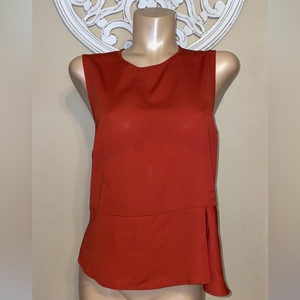 BCBG women’s blouse large 12 14 peplum sleeveless orange red rustic tailor NWT